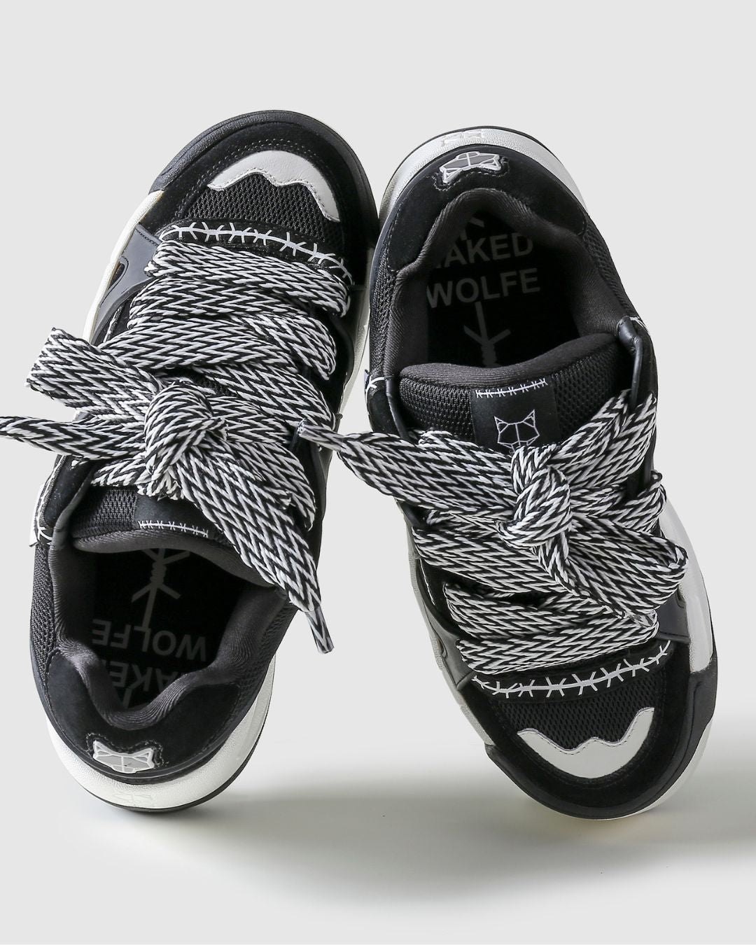 Slider Black - Naked Wolfe