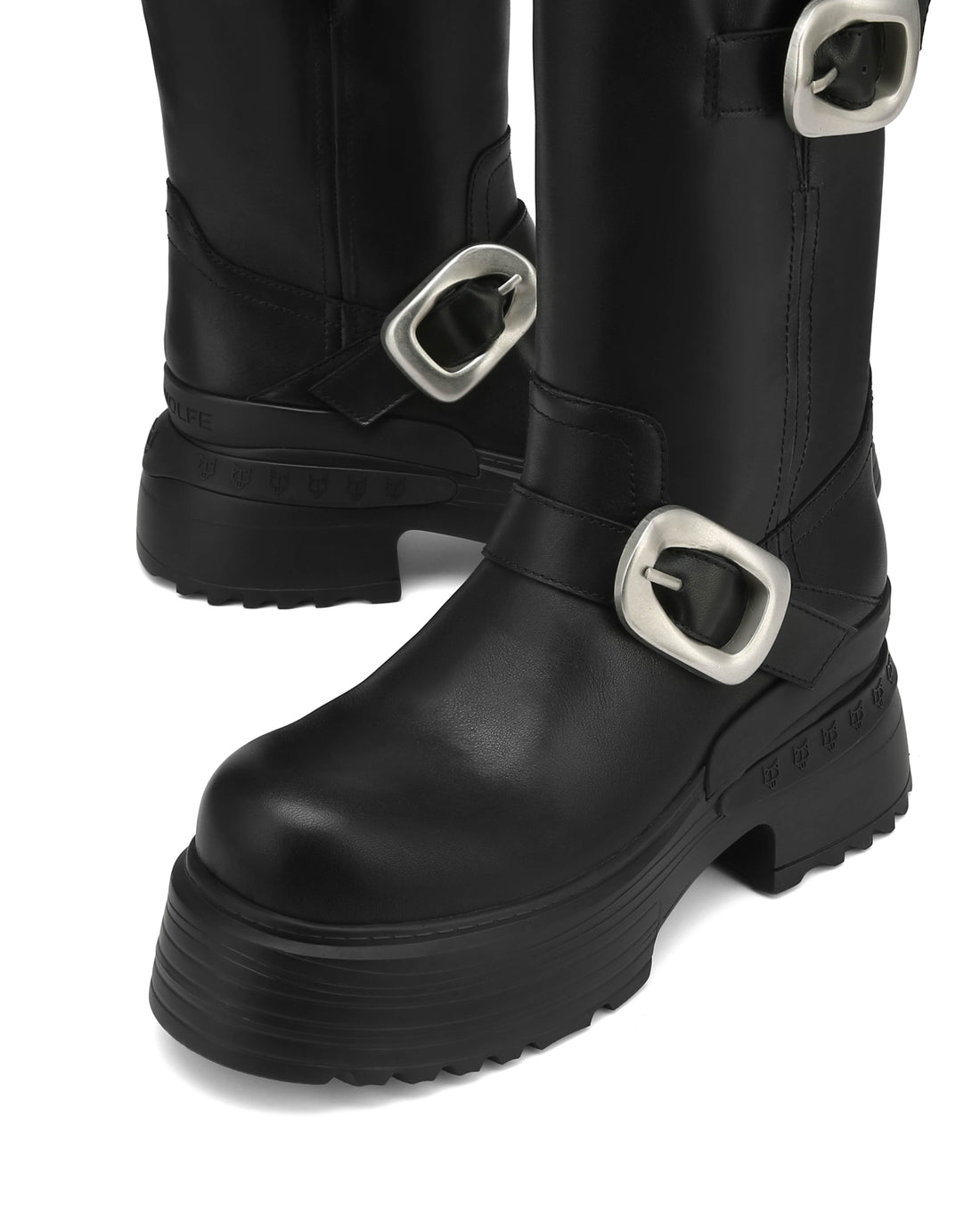 Earth Cow Leather Black