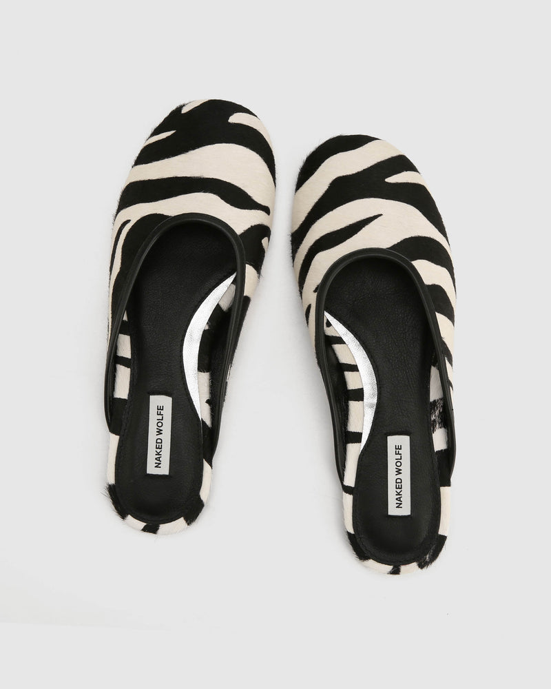Chaos Black/Zebra Pony