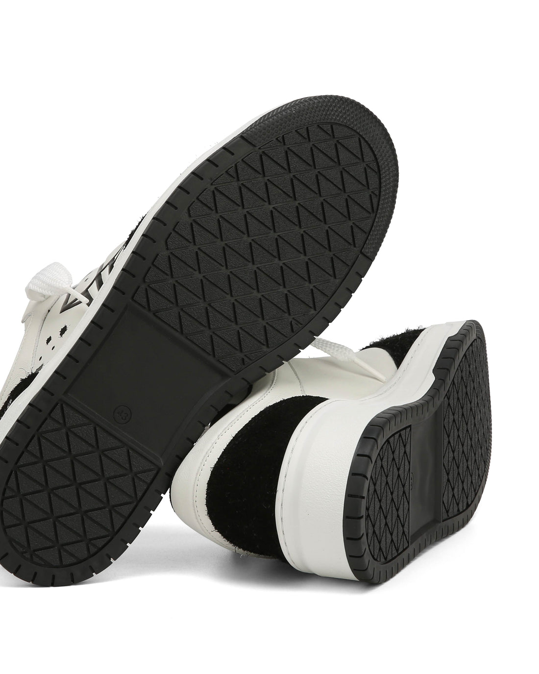 CM-00 White/Black