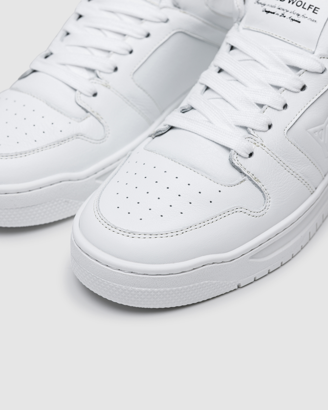 CM-01 White Leather