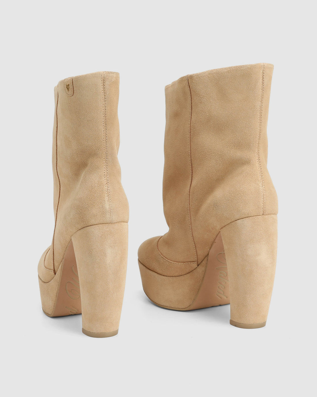 Dancer Shell Suede