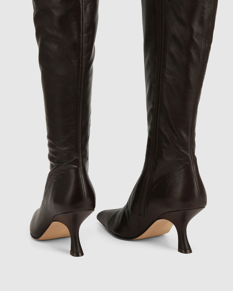 Hue Dark Brown Leather