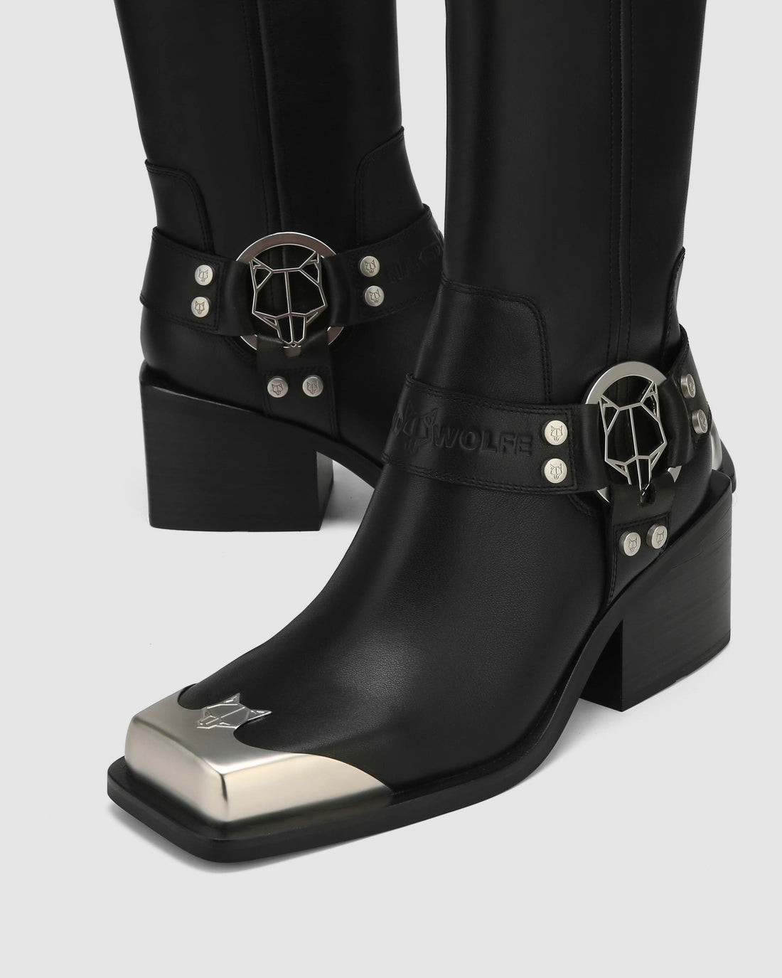 Knight Cow Leather Black