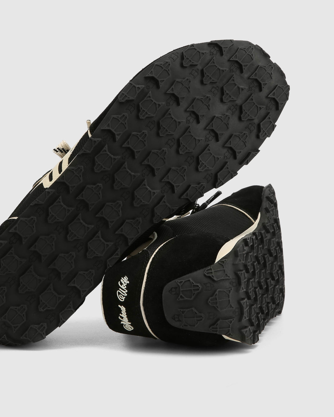 Lightning Black Mesh