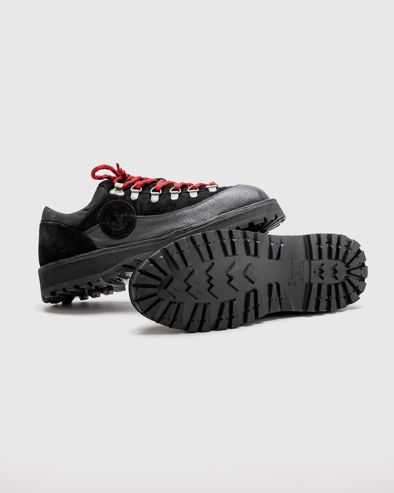Glacier Black Leather