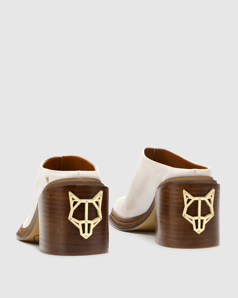Nova White Alcohol Leather
