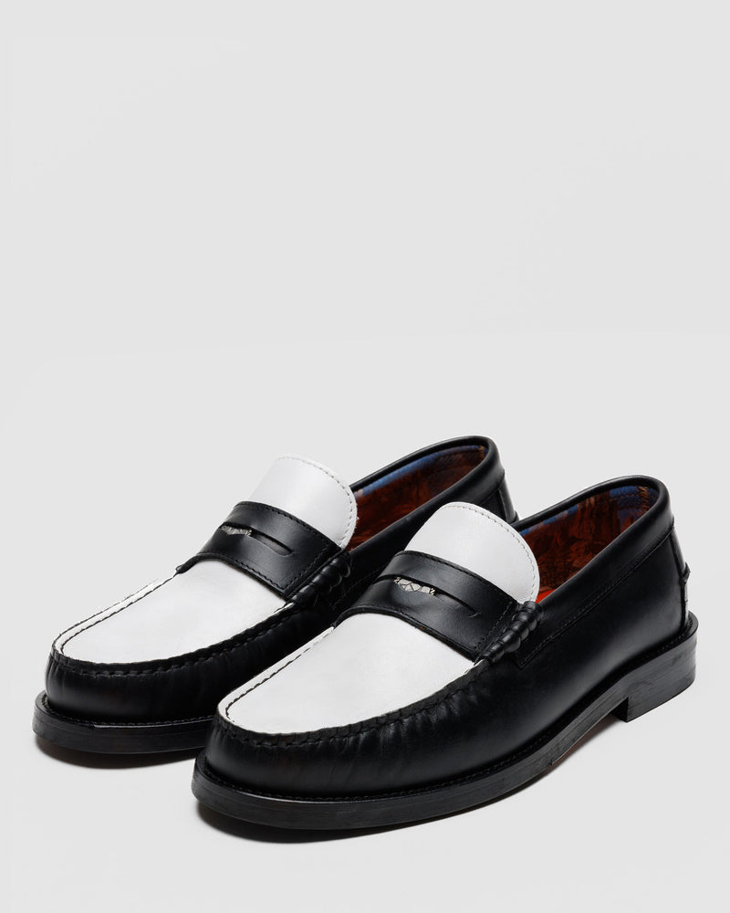 Riviera Black/White Leather