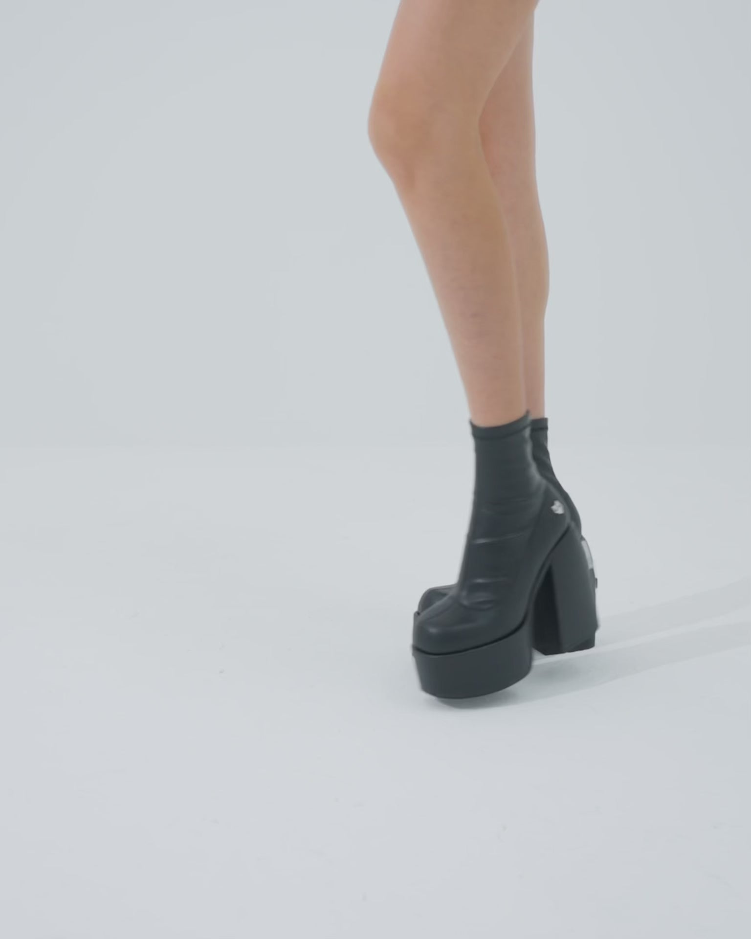 NAKED WOLFE SUGAR BLACK STRETCH ハイヒールブーツ Sugar Black Stretch