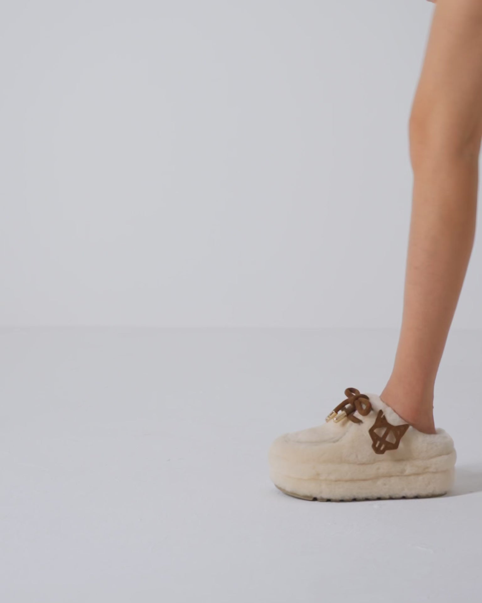 【希少】Off-White Brown Nubuck Ridged Sole White's x DR Cruiser 350 - 55 - Vibram 4014 - Horween Natural