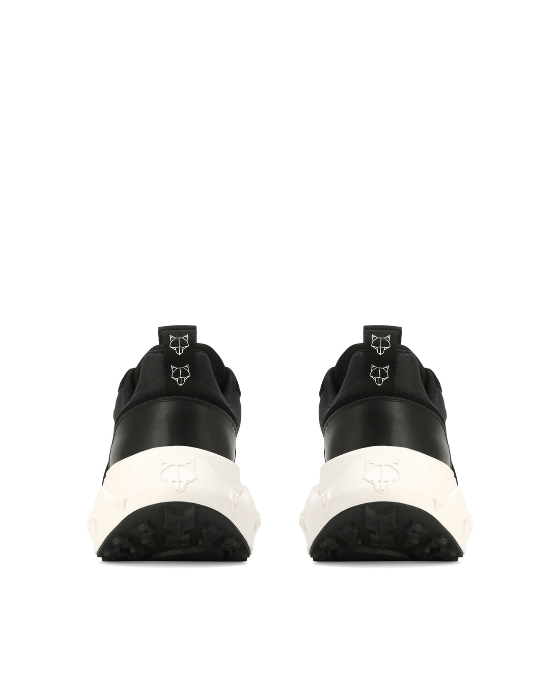 Turbo Casual Black/White